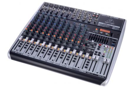 Mixer Behringer XENYX QX1832USB