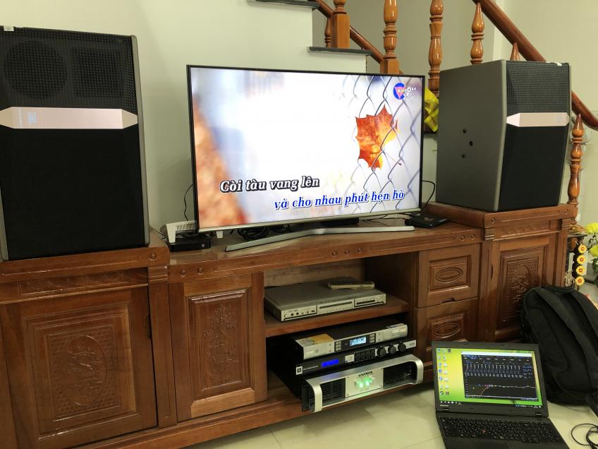 Bộ dàn karaoke chính hãng JBL cho gia đình anh Tân ở Bình Dương